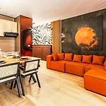 Beachfront Boutique * Durrës