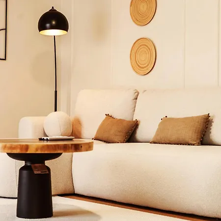 Beachfront Boutique *