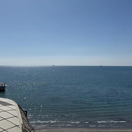 Beachfront Boutique 아파트 Durrës