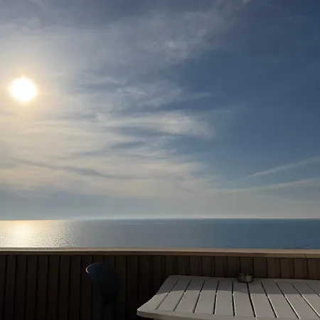 Beachfront Boutique Δυρράχιο