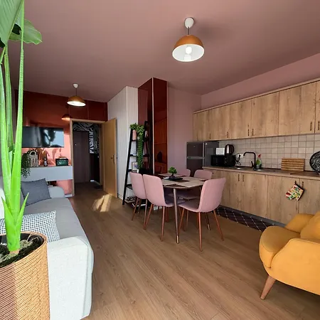 아파트 Beachfront Boutique Durrës