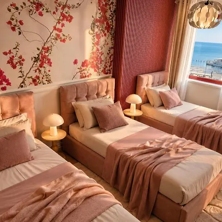Beachfront Boutique * Durrës