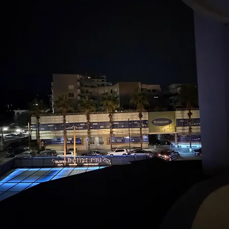 Beachfront Boutique 아파트 Durrës