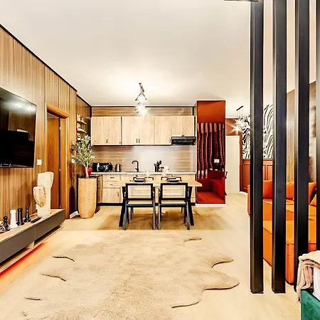 Beachfront Boutique *