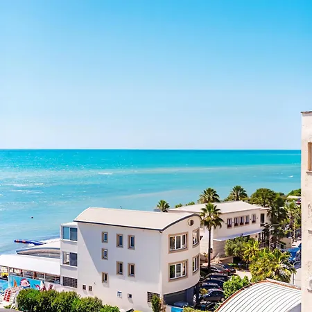 Beachfront Boutique Lejlighed *