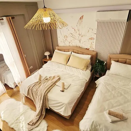 Beachfront Boutique *