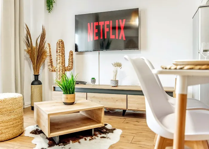 Beachfront Boutique *