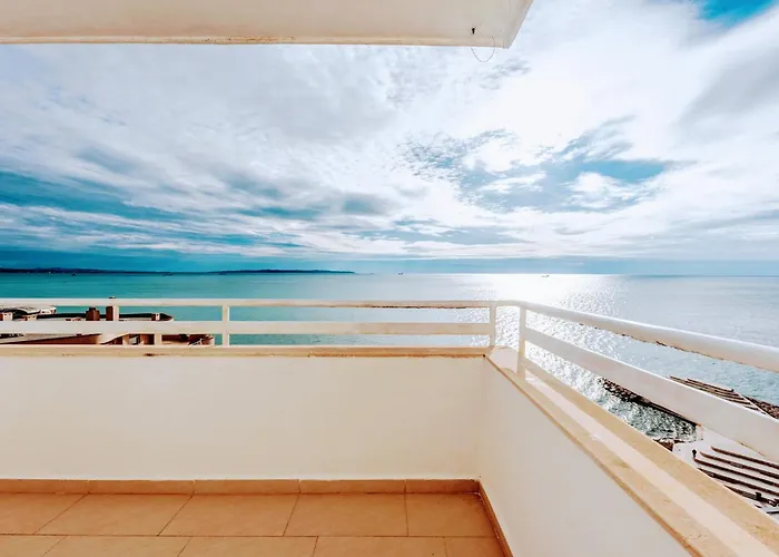 Beachfront Boutique * Durrës