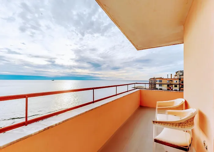 Beachfront Boutique * Durrës