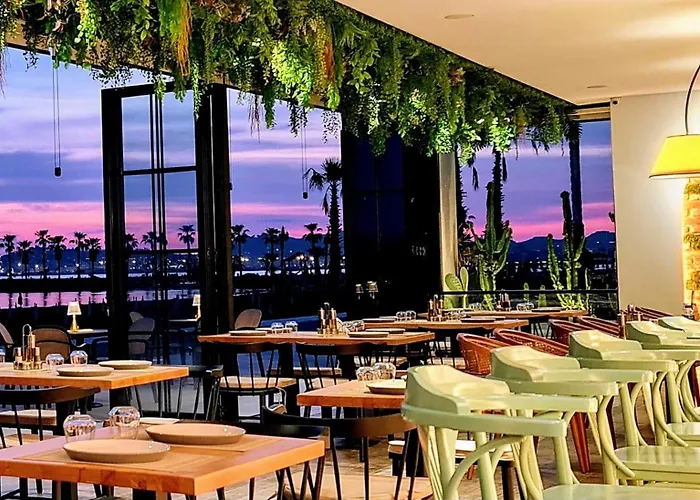 Beachfront Boutique Apartament